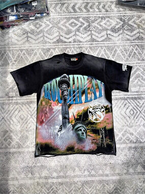 Rough Play Statue of Liberty Graphic Tee Black & Multicolor Large